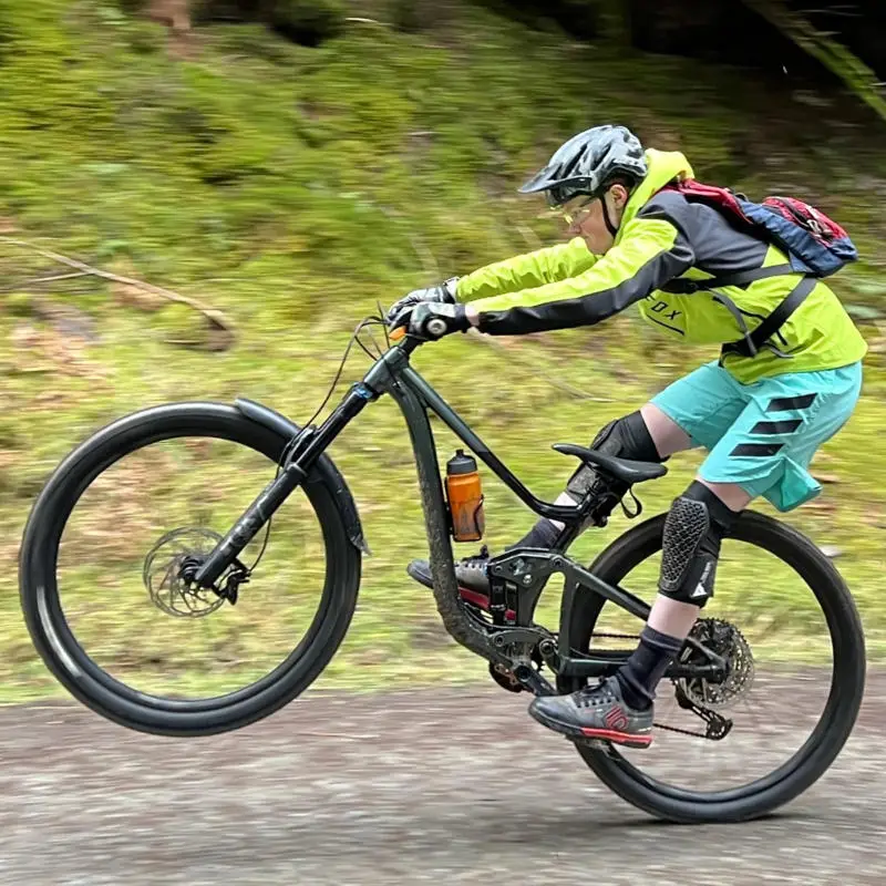 Intermediate - Singletrack Skills. Mountain bike coaching Intermediate - Singletrack Skills. Mountain bike coaching